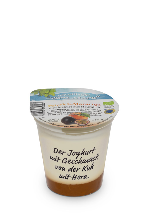 Bio-Joghurt aus Heumilch