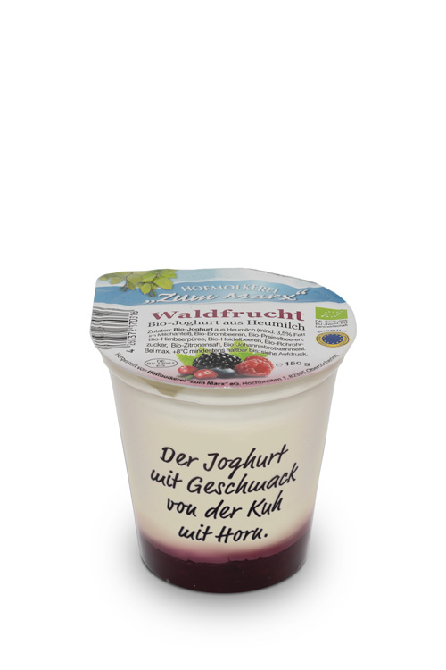 Bio-Waldfrucht-Joghurt aus Heumilch